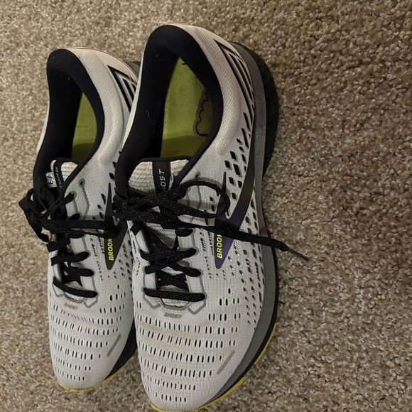 Brooks Ghost 13 Women's Running Shoes - Gray and Neon Green - Picture 7 of 9